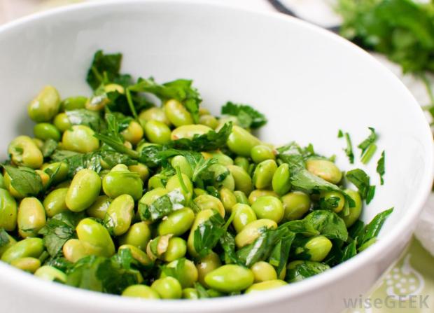 edamame-salad-and-parsley[1]